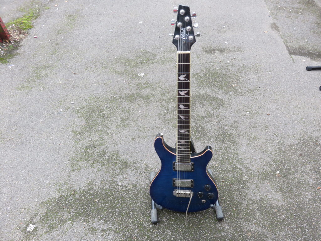 Oldfield double cutaway Music Man Reading Music Man Reading