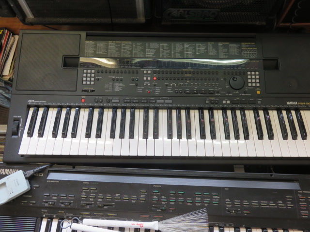 Yamaha PSR SQ16